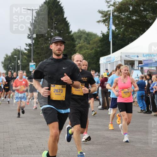 13.09.2026 - Kiel Lauf Andreas Tolksdorf http://msf.ph/oto/10335762 13.09.2026 09:53:21 Kiellinie 84, 1, 38, 2673, 4679, 11, 43 meine-sportfotos.de