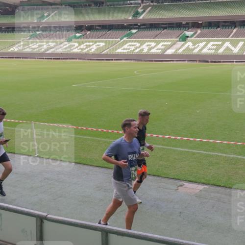 13.09.2026 - 21. swb-Marathon Bremen Michael Burmester http://msf.ph/oto/10335777 13.09.2026 13:10:49 Laufen im Stadion 164, 265, 373, 391, 448, 581, 869, 898, 984, 1180, 1738, 1855, 1867, 1894, 1952, 1967, 2202, 2232, 2268, 2281, 2284, 2299, 2330, 2333, 2339, 2342, 2353, 2432, 2443, 2471, 2525, 2530, 2531, 2553, 2573, 2589, 2594, 2654, 2669, 2682, 2714, 2717, 2784, 2785, 2804, 2819, 2836, 2907, 2920, 2932, 2976, 3026, 3032, 3063, 3082, 3086, 3089, 3122, 3159, 3174, 3207, 3208, 3291, 3316, 3333, 3352, 3370, 3398, 3409, 3410, 3470, 3549, 3707, 3769, 551 meine-sportfotos.de