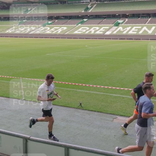13.09.2026 - 21. swb-Marathon Bremen Michael Burmester http://msf.ph/oto/10335783 13.09.2026 13:10:50 Laufen im Stadion 164, 265, 373, 391, 448, 581, 869, 898, 984, 1180, 1738, 1855, 1867, 1894, 1952, 1967, 2202, 2232, 2268, 2281, 2284, 2299, 2330, 2333, 2339, 2342, 2353, 2432, 2443, 2471, 2525, 2530, 2531, 2553, 2573, 2589, 2594, 2654, 2669, 2682, 2714, 2717, 2784, 2785, 2804, 2819, 2836, 2907, 2920, 2932, 2976, 3026, 3032, 3063, 3082, 3086, 3089, 3122, 3159, 3174, 3207, 3208, 3291, 3316, 3333, 3352, 3370, 3398, 3409, 3410, 3470, 3549, 3707, 3769, 551 meine-sportfotos.de
