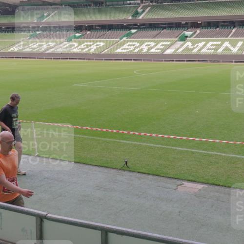 13.09.2026 - 21. swb-Marathon Bremen Michael Burmester http://msf.ph/oto/10335837 13.09.2026 13:10:57 Laufen im Stadion 164, 265, 373, 448, 581, 703, 869, 984, 1113, 1180, 1738, 1855, 1867, 1894, 1936, 1952, 1967, 2202, 2232, 2268, 2281, 2284, 2299, 2330, 2333, 2339, 2342, 2353, 2432, 2443, 2525, 2530, 2531, 2553, 2573, 2589, 2594, 2654, 2659, 2669, 2682, 2714, 2717, 2784, 2785, 2804, 2819, 2822, 2836, 2907, 2920, 2932, 2976, 3026, 3027, 3032, 3063, 3079, 3082, 3086, 3089, 3122, 3159, 3174, 3207, 3208, 3291, 3328, 3333, 3352, 3370, 3398, 3409, 3410, 3470, 3549, 3769, 551 meine-sportfotos.de