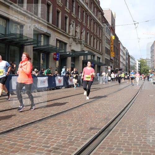 13.09.2026 - 21. swb-Marathon Bremen Strokosch-Dieckow http://msf.ph/oto/10335842 13.09.2026 11:04:46 Ziel 10315, 10370, 10465, 10576, 10718, 10729, 10741, 10800, 10850, 10855, 10856, 10975, 10995, 11102, 11105, 11133, 11157, 11218, 11272, 11281, 11326, 11395, 11518, 11584, 11616, 11722, 11757, 11900, 11939, 12002, 12011, 12064, 12079, 12080, 12099, 12235, 12335, 12420, 12522, 10160, 10198, 10283, 10315, 10481, 10711, 10755, 10856, 10877, 10940, 11006, 11114, 11364, 11366, 11395, 11592, 11705, 11757, 11761, 11991, 12005 meine-sportfotos.de