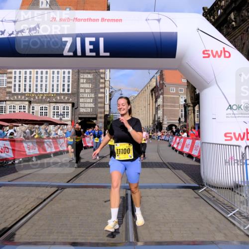 13.09.2026 - 21. swb-Marathon Bremen Tim E. http://msf.ph/oto/10335926 13.09.2026 11:07:26 Ziel 10156, 10360, 11100, 11246, 11257, 11393, 11439, 11600, 11684, 11696, 11759, 11822, 11823, 12255 meine-sportfotos.de