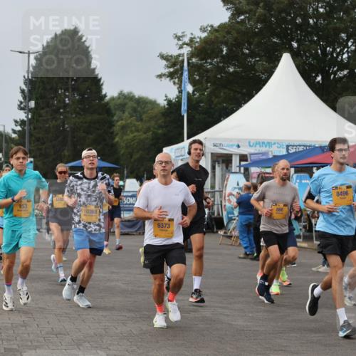 13.09.2026 - Kiel Lauf Andreas Tolksdorf http://msf.ph/oto/10335948 13.09.2026 09:53:26 Kiellinie 1076, 1891, 153, 4446, 10368, 30, 9373, 866, 8496, 7402 meine-sportfotos.de