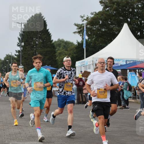 13.09.2026 - Kiel Lauf Andreas Tolksdorf http://msf.ph/oto/10335963 13.09.2026 09:53:27 Kiellinie 1076, 9940, 10368, 38, 9373, 866 meine-sportfotos.de