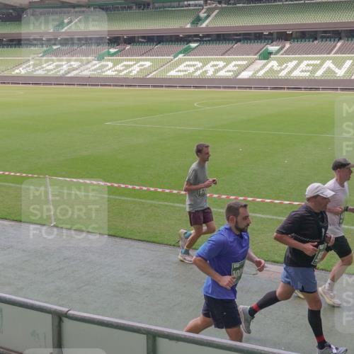 13.09.2026 - 21. swb-Marathon Bremen Michael Burmester http://msf.ph/oto/10335985 13.09.2026 13:11:11 Laufen im Stadion 164, 265, 373, 448, 581, 703, 843, 869, 984, 1113, 1180, 1435, 1738, 1849, 1851, 1855, 1867, 1894, 1936, 1952, 1967, 2202, 2248, 2268, 2281, 2284, 2299, 2330, 2333, 2339, 2342, 2353, 2375, 2426, 2432, 2443, 2530, 2531, 2553, 2573, 2589, 2654, 2659, 2669, 2673, 2682, 2714, 2717, 2784, 2785, 2804, 2819, 2822, 2836, 2850, 2907, 2920, 2932, 2976, 3026, 3027, 3063, 3079, 3082, 3086, 3089, 3122, 3159, 3174, 3207, 3208, 3291, 3328, 3349, 3352, 3370, 3409, 3410, 3470, 3549, 551 meine-sportfotos.de