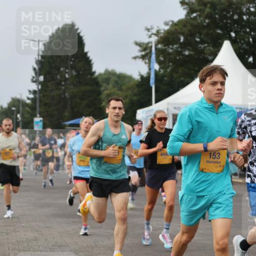 13.09.2026 - Kiel Lauf Andreas Tolksdorf http://msf.ph/oto/10336009 13.09.2026 09:53:28 Kiellinie 444, 153, 39, 10368 meine-sportfotos.de