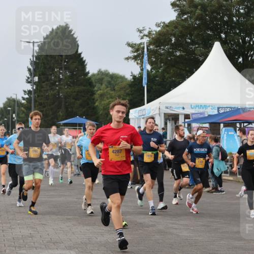 13.09.2026 - Kiel Lauf Andreas Tolksdorf http://msf.ph/oto/10336070 13.09.2026 09:53:31 Kiellinie 300, 35, 2762, 4287, 8033, 7416, 1331 meine-sportfotos.de