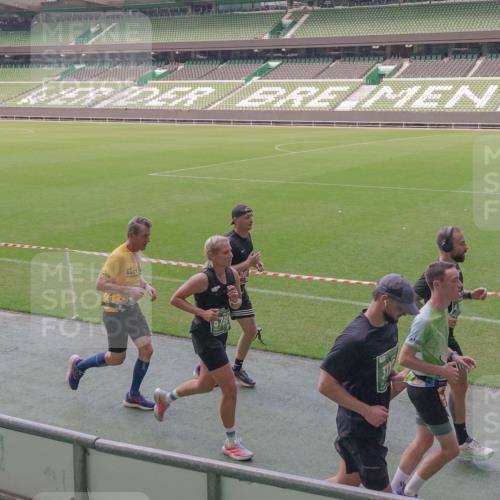 13.09.2026 - 21. swb-Marathon Bremen Michael Burmester http://msf.ph/oto/10336091 13.09.2026 13:11:23 Laufen im Stadion 265, 373, 581, 703, 843, 984, 1113, 1226, 1435, 1738, 1849, 1851, 1855, 1867, 1894, 1936, 1952, 1967, 2202, 2248, 2268, 2281, 2284, 2299, 2330, 2333, 2339, 2342, 2353, 2375, 2377, 2398, 2426, 2432, 2443, 2530, 2531, 2553, 2589, 2654, 2659, 2669, 2673, 2682, 2714, 2784, 2785, 2804, 2819, 2822, 2836, 2850, 2907, 2920, 2932, 2976, 3026, 3027, 3063, 3079, 3082, 3089, 3122, 3159, 3174, 3207, 3208, 3308, 3328, 3349, 3352, 3370, 3409, 3410, 3470, 3549, 551 meine-sportfotos.de