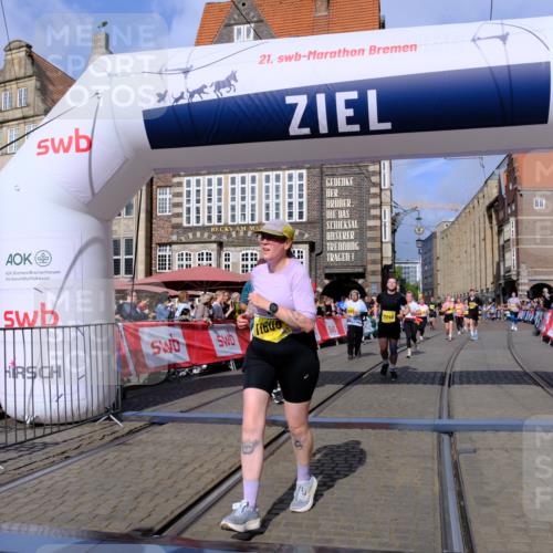 13.09.2026 - 21. swb-Marathon Bremen Tim E. http://msf.ph/oto/10336135 13.09.2026 11:07:31 Ziel 10156, 10205, 10360, 10488, 10748, 11100, 11123, 11246, 11393, 11439, 11600, 11684, 11696, 11759, 11822, 11823, 11917, 12020, 12173, 12255, 12266, 12536 meine-sportfotos.de