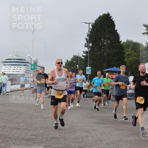 13.09.2026 - Kiel Lauf Andreas Tolksdorf http://msf.ph/oto/10336144 13.09.2026 09:53:35 Kiellinie 7790, 6634, 8072, 7709, 4933 meine-sportfotos.de