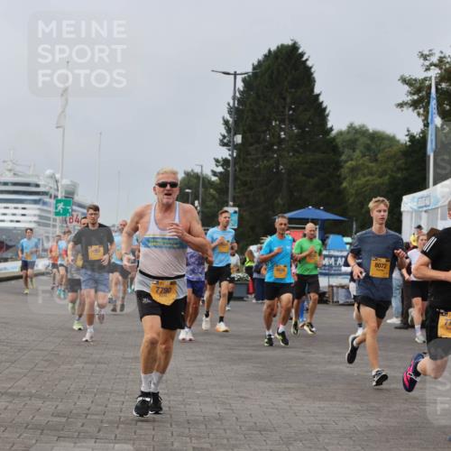 13.09.2026 - Kiel Lauf Andreas Tolksdorf http://msf.ph/oto/10336161 13.09.2026 09:53:35 Kiellinie 4, 5082, 7790, 8072, 6634, 7709 meine-sportfotos.de