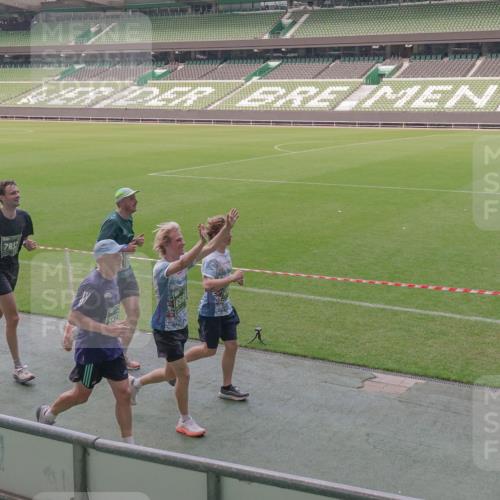13.09.2026 - 21. swb-Marathon Bremen Michael Burmester http://msf.ph/oto/10336223 13.09.2026 13:11:41 Laufen im Stadion 118, 265, 373, 581, 703, 843, 984, 1113, 1226, 1435, 1738, 1849, 1851, 1894, 1936, 1952, 1967, 2202, 2248, 2281, 2284, 2299, 2330, 2333, 2336, 2339, 2342, 2353, 2375, 2377, 2398, 2426, 2432, 2443, 2531, 2589, 2654, 2659, 2669, 2673, 2682, 2784, 2804, 2819, 2822, 2836, 2850, 2907, 2932, 2976, 3026, 3027, 3079, 3082, 3089, 3122, 3143, 3155, 3159, 3174, 3207, 3208, 3308, 3328, 3349, 3352, 3370, 3409, 3410, 3470, 3549, 551 meine-sportfotos.de