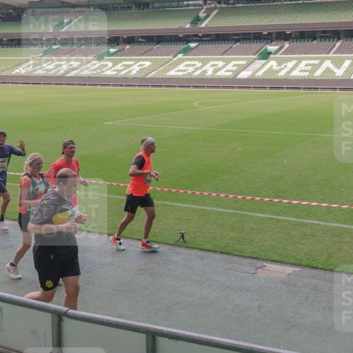 13.09.2026 - 21. swb-Marathon Bremen Michael Burmester http://msf.ph/oto/10336250 13.09.2026 13:11:44 Laufen im Stadion 118, 265, 373, 581, 703, 843, 984, 1113, 1226, 1334, 1435, 1738, 1849, 1851, 1894, 1936, 1952, 1967, 2202, 2248, 2281, 2284, 2299, 2330, 2333, 2336, 2339, 2342, 2353, 2375, 2377, 2398, 2426, 2432, 2443, 2531, 2589, 2654, 2659, 2669, 2673, 2682, 2784, 2804, 2819, 2822, 2836, 2850, 2907, 2932, 2966, 2976, 3026, 3027, 3079, 3082, 3089, 3122, 3143, 3155, 3159, 3174, 3207, 3208, 3308, 3328, 3349, 3352, 3370, 3409, 3410, 3470, 3549, 551 meine-sportfotos.de