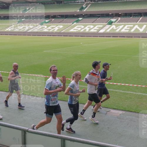 13.09.2026 - 21. swb-Marathon Bremen Michael Burmester http://msf.ph/oto/10336276 13.09.2026 13:11:46 Laufen im Stadion 118, 265, 373, 514, 581, 703, 843, 984, 1113, 1226, 1334, 1435, 1738, 1849, 1851, 1894, 1936, 1952, 1967, 2202, 2248, 2281, 2284, 2299, 2330, 2333, 2336, 2339, 2342, 2353, 2375, 2377, 2398, 2426, 2432, 2443, 2531, 2589, 2654, 2659, 2669, 2673, 2682, 2784, 2804, 2815, 2819, 2822, 2836, 2850, 2907, 2932, 2966, 2976, 3026, 3027, 3079, 3082, 3089, 3122, 3143, 3155, 3159, 3174, 3207, 3208, 3308, 3328, 3349, 3352, 3370, 3409, 3410, 3470, 3549, 551 meine-sportfotos.de