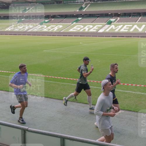 13.09.2026 - 21. swb-Marathon Bremen Michael Burmester http://msf.ph/oto/10336326 13.09.2026 13:11:51 Laufen im Stadion 118, 265, 373, 514, 581, 703, 843, 984, 1113, 1226, 1286, 1334, 1435, 1738, 1849, 1851, 1894, 1936, 1952, 1967, 2248, 2281, 2284, 2299, 2330, 2333, 2336, 2342, 2353, 2375, 2377, 2398, 2426, 2432, 2443, 2505, 2531, 2589, 2654, 2659, 2669, 2673, 2784, 2804, 2815, 2819, 2822, 2836, 2850, 2895, 2907, 2932, 2963, 2966, 2976, 3026, 3027, 3079, 3082, 3143, 3155, 3159, 3174, 3207, 3208, 3308, 3328, 3349, 3352, 3370, 3409, 3410, 3470, 3549, 551 meine-sportfotos.de