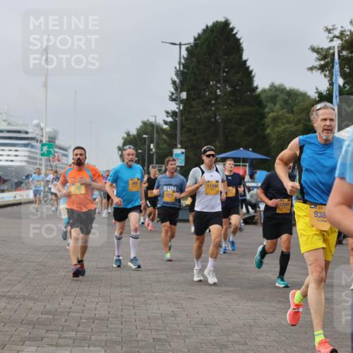 13.09.2026 - Kiel Lauf Andreas Tolksdorf http://msf.ph/oto/10336357 13.09.2026 09:53:44 Kiellinie 84, 11594, 9879, 12545, 938, 25 meine-sportfotos.de
