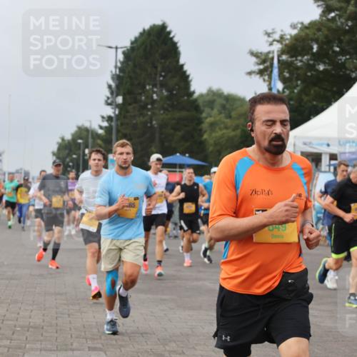 13.09.2026 - Kiel Lauf Andreas Tolksdorf http://msf.ph/oto/10336425 13.09.2026 09:53:47 Kiellinie 049, 98 meine-sportfotos.de