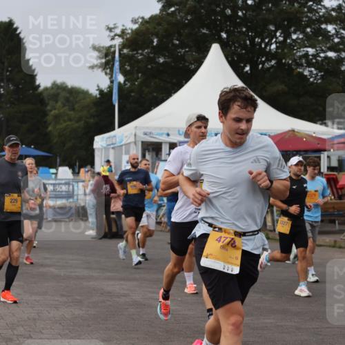 13.09.2026 - Kiel Lauf Andreas Tolksdorf http://msf.ph/oto/10336483 13.09.2026 09:53:49 Kiellinie 229, 4778, 3327, 2379 meine-sportfotos.de