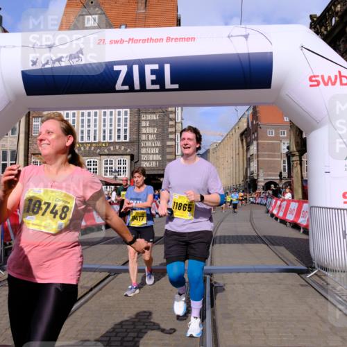13.09.2026 - 21. swb-Marathon Bremen Tim E. http://msf.ph/oto/10336486 13.09.2026 11:07:41 Ziel 10138, 10205, 10488, 10501, 10695, 10748, 11123, 11246, 11417, 11600, 11759, 11767, 11822, 11823, 11865, 11917, 12020, 12173, 12210, 12266, 12277, 12536 meine-sportfotos.de