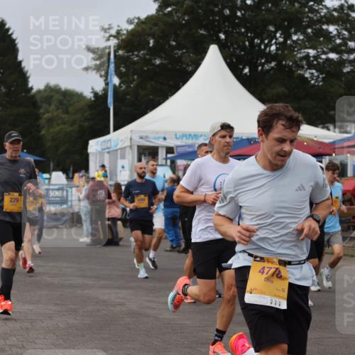 13.09.2026 - Kiel Lauf Andreas Tolksdorf http://msf.ph/oto/10336492 13.09.2026 09:53:49 Kiellinie 229, 5175, 4778, 1 meine-sportfotos.de