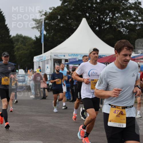 13.09.2026 - Kiel Lauf Andreas Tolksdorf http://msf.ph/oto/10336494 13.09.2026 09:53:49 Kiellinie 861, 229, 116, 4778 meine-sportfotos.de