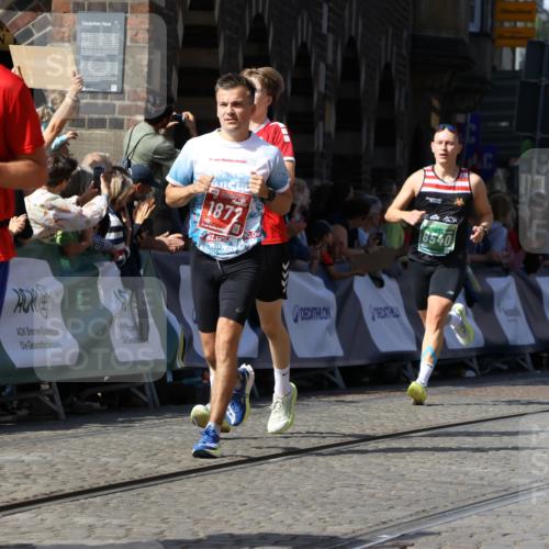 13.09.2026 - 21. swb-Marathon Bremen Strokosch-Dieckow http://msf.ph/oto/10336531 13.09.2026 13:18:32 Ziel 1146, 1872, 2260, 2671, 3241, 3458, 3514, 3634, 4131, 4733, 5292, 5460, 5695, 5948, 6152, 6290, 6448, 7491, 7954, 8094, 8943, 8944, 9134, 9609, 10065, 13150, 465, 2324, 2948, 3631, 4120, 4413, 4642, 5867, 6787, 7104, 7163, 7245, 8540, 8743, 9327, 9833 meine-sportfotos.de