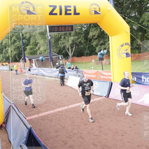13.09.2026 - Airport Race Dennis Weichert http://msf.ph/oto/10336587 13.09.2026 10:36:00 Ziel 5304, 5361, 5384 meine-sportfotos.de