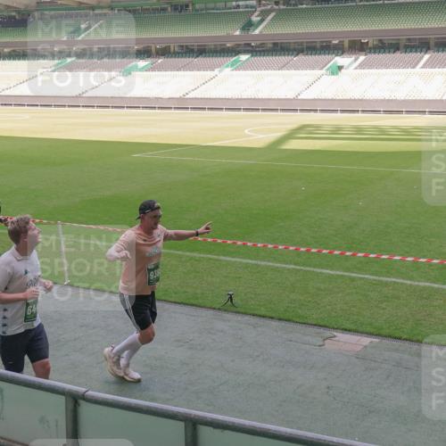 13.09.2026 - 21. swb-Marathon Bremen Michael Burmester http://msf.ph/oto/10336603 13.09.2026 13:12:25 Laufen im Stadion 118, 183, 265, 349, 514, 695, 702, 703, 843, 933, 1113, 1143, 1226, 1286, 1334, 1435, 1641, 1849, 1851, 1936, 1952, 1991, 2005, 2248, 2264, 2281, 2299, 2330, 2336, 2353, 2375, 2377, 2398, 2426, 2439, 2443, 2461, 2478, 2505, 2589, 2659, 2665, 2669, 2673, 2684, 2765, 2773, 2792, 2804, 2815, 2822, 2836, 2850, 2860, 2884, 2895, 2907, 2963, 2966, 2975, 2976, 3027, 3079, 3082, 3143, 3155, 3159, 3253, 3293, 3308, 3313, 3328, 3349, 3352, 3434, 3549, 551 meine-sportfotos.de