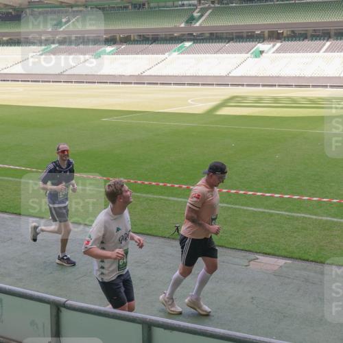 13.09.2026 - 21. swb-Marathon Bremen Michael Burmester http://msf.ph/oto/10336611 13.09.2026 13:12:26 Laufen im Stadion 118, 183, 265, 349, 514, 695, 702, 703, 843, 933, 1113, 1143, 1226, 1286, 1334, 1435, 1641, 1849, 1851, 1936, 1952, 1991, 2005, 2248, 2264, 2281, 2299, 2330, 2336, 2353, 2375, 2377, 2398, 2426, 2439, 2443, 2461, 2478, 2505, 2589, 2659, 2665, 2669, 2673, 2684, 2765, 2773, 2792, 2804, 2815, 2822, 2836, 2850, 2860, 2884, 2895, 2907, 2963, 2966, 2975, 2976, 3027, 3079, 3082, 3143, 3155, 3159, 3253, 3293, 3308, 3313, 3328, 3349, 3352, 3434, 3549, 551 meine-sportfotos.de