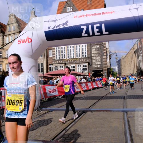 13.09.2026 - 21. swb-Marathon Bremen Tim E. http://msf.ph/oto/10336616 13.09.2026 11:07:44 Ziel 10138, 10205, 10279, 10280, 10488, 10501, 10505, 10695, 10748, 11123, 11246, 11417, 11759, 11767, 11865, 11899, 11917, 12020, 12173, 12210, 12266, 12277, 12419, 12536 meine-sportfotos.de