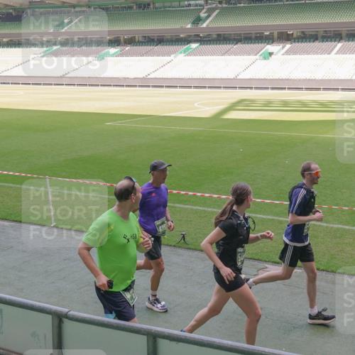 13.09.2026 - 21. swb-Marathon Bremen Michael Burmester http://msf.ph/oto/10336623 13.09.2026 13:12:27 Laufen im Stadion 118, 183, 265, 278, 349, 514, 576, 695, 702, 703, 843, 933, 1113, 1143, 1226, 1286, 1334, 1435, 1641, 1849, 1851, 1936, 1952, 1991, 2005, 2248, 2264, 2281, 2299, 2330, 2336, 2353, 2375, 2377, 2398, 2426, 2439, 2443, 2461, 2478, 2505, 2589, 2659, 2665, 2669, 2673, 2684, 2765, 2773, 2792, 2804, 2815, 2822, 2836, 2850, 2860, 2884, 2895, 2907, 2963, 2966, 2975, 2976, 3027, 3079, 3082, 3143, 3155, 3159, 3253, 3293, 3308, 3313, 3328, 3349, 3352, 3434, 3549, 551 meine-sportfotos.de