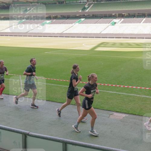13.09.2026 - 21. swb-Marathon Bremen Michael Burmester http://msf.ph/oto/10336648 13.09.2026 13:12:30 Laufen im Stadion 118, 183, 265, 278, 349, 514, 576, 695, 702, 703, 843, 933, 950, 1005, 1113, 1143, 1226, 1286, 1334, 1435, 1641, 1849, 1851, 1936, 1952, 1991, 2005, 2248, 2264, 2281, 2299, 2336, 2353, 2375, 2377, 2398, 2426, 2439, 2461, 2478, 2505, 2612, 2659, 2665, 2669, 2673, 2684, 2765, 2773, 2792, 2804, 2815, 2822, 2850, 2860, 2884, 2895, 2907, 2921, 2963, 2966, 2975, 2976, 3027, 3079, 3082, 3143, 3155, 3159, 3253, 3293, 3308, 3313, 3328, 3349, 3352, 3434, 551 meine-sportfotos.de