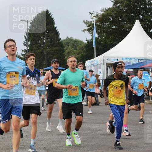 13.09.2026 - Kiel Lauf Andreas Tolksdorf http://msf.ph/oto/10336651 13.09.2026 09:53:54 Kiellinie 4393, 1, 39, 446, 6, 0904, 80, 10905, 12026, 272, 5293, 5967, 4368 meine-sportfotos.de