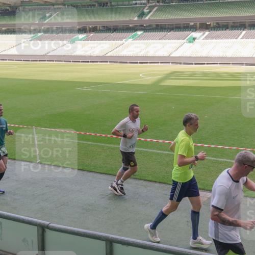 13.09.2026 - 21. swb-Marathon Bremen Michael Burmester http://msf.ph/oto/10336670 13.09.2026 13:12:33 Laufen im Stadion 118, 183, 265, 278, 349, 514, 576, 695, 702, 703, 843, 933, 950, 1005, 1113, 1143, 1226, 1286, 1334, 1435, 1641, 1849, 1851, 1936, 1952, 1991, 2005, 2248, 2264, 2281, 2299, 2336, 2353, 2375, 2377, 2398, 2426, 2439, 2461, 2478, 2505, 2612, 2659, 2665, 2669, 2673, 2684, 2765, 2773, 2792, 2804, 2815, 2816, 2822, 2850, 2860, 2884, 2895, 2907, 2921, 2963, 2966, 2975, 2976, 3016, 3027, 3079, 3082, 3143, 3155, 3159, 3253, 3293, 3308, 3313, 3328, 3349, 3352, 3434, 551 meine-sportfotos.de