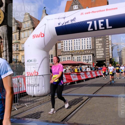 13.09.2026 - 21. swb-Marathon Bremen Tim E. http://msf.ph/oto/10336673 13.09.2026 11:07:45 Ziel 10138, 10205, 10279, 10280, 10363, 10364, 10488, 10501, 10505, 10695, 10748, 10907, 11123, 11246, 11417, 11767, 11865, 11899, 11917, 12020, 12167, 12168, 12173, 12210, 12266, 12277, 12419, 12536 meine-sportfotos.de