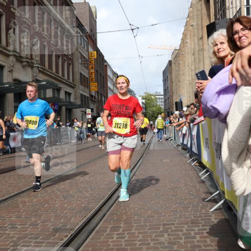 13.09.2026 - 21. swb-Marathon Bremen Strokosch-Dieckow http://msf.ph/oto/10336675 13.09.2026 11:05:06 Ziel 10186, 10411, 10432, 10576, 10697, 10717, 10802, 10995, 11102, 11146, 11157, 11218, 11314, 11326, 11334, 11387, 11394, 11521, 11571, 11572, 11616, 11724, 11892, 12011, 12055, 12079, 12080, 12251, 12273, 12330, 12362, 10198, 10283, 10315, 10370, 10465, 10718, 10729, 10741, 10800, 10850, 10855, 10856, 10940, 10975, 11006, 11105, 11133, 11272, 11281, 11395, 11518, 11584, 11722, 11757, 11900, 11939, 12002, 12005, 12064 meine-sportfotos.de