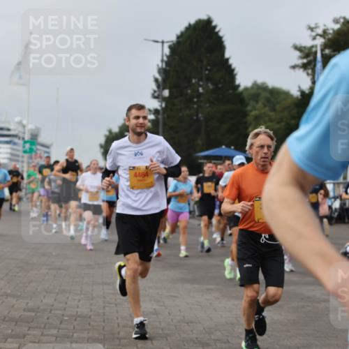 13.09.2026 - Kiel Lauf Andreas Tolksdorf http://msf.ph/oto/10336701 13.09.2026 09:53:57 Kiellinie 808, 4464 meine-sportfotos.de
