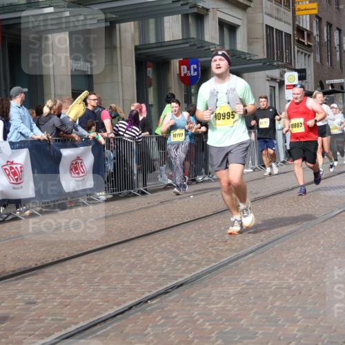 13.09.2026 - 21. swb-Marathon Bremen Strokosch-Dieckow http://msf.ph/oto/10336715 13.09.2026 11:05:08 Ziel 10186, 10259, 10260, 10411, 10432, 10576, 10697, 10717, 10802, 10864, 10995, 11102, 11146, 11157, 11218, 11314, 11326, 11334, 11387, 11394, 11520, 11521, 11571, 11572, 11616, 11724, 11791, 11892, 11947, 12011, 12055, 12079, 12080, 12251, 12273, 12330, 12362, 10315, 10370, 10465, 10718, 10729, 10741, 10800, 10850, 10855, 10856, 10975, 11006, 11102, 11105, 11133, 11157, 11218, 11272, 11281, 11395, 11518, 11584, 11616, 11722, 11757, 11900, 11939, 12002, 12064 meine-sportfotos.de