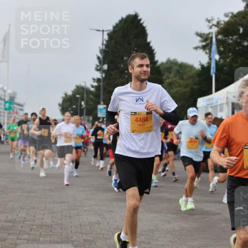 13.09.2026 - Kiel Lauf Andreas Tolksdorf http://msf.ph/oto/10336716 13.09.2026 09:53:58 Kiellinie 4, 38, 4464, 10181, 48, 3819 meine-sportfotos.de