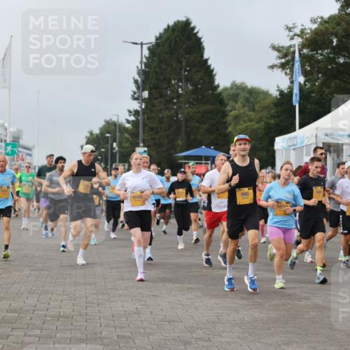 13.09.2026 - Kiel Lauf Andreas Tolksdorf http://msf.ph/oto/10336746 13.09.2026 09:53:59 Kiellinie 1115, 990, 9289, 1077, 1403, 11927, 10181 meine-sportfotos.de