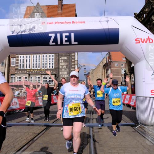 13.09.2026 - 21. swb-Marathon Bremen Tim E. http://msf.ph/oto/10336795 13.09.2026 11:07:50 Ziel 10138, 10205, 10279, 10280, 10363, 10364, 10501, 10505, 10580, 10595, 10695, 10748, 10907, 10935, 11223, 11417, 11643, 11767, 11865, 11899, 11924, 11934, 12167, 12168, 12194, 12210, 12277, 12419, 12509, 12536 meine-sportfotos.de