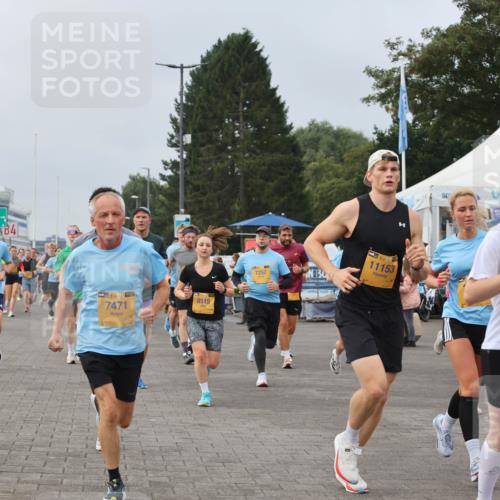 13.09.2026 - Kiel Lauf Andreas Tolksdorf http://msf.ph/oto/10336819 13.09.2026 09:54:01 Kiellinie 197, 38, 7471, 8515, 1, 7252, 11153, 1, 39, 9289 meine-sportfotos.de
