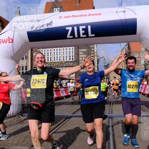 13.09.2026 - 21. swb-Marathon Bremen Tim E. http://msf.ph/oto/10336853 13.09.2026 11:07:51 Ziel 10138, 10279, 10280, 10363, 10364, 10501, 10505, 10580, 10595, 10695, 10748, 10907, 10935, 11223, 11417, 11643, 11767, 11865, 11899, 11924, 11934, 12167, 12168, 12194, 12210, 12277, 12419, 12509 meine-sportfotos.de