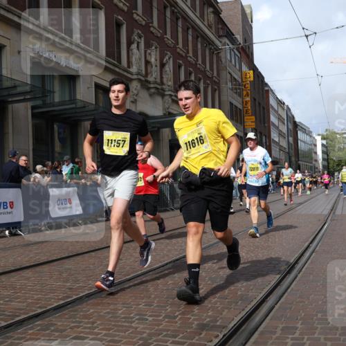 13.09.2026 - 21. swb-Marathon Bremen Strokosch-Dieckow http://msf.ph/oto/10336856 13.09.2026 11:05:10 Ziel 10186, 10259, 10260, 10411, 10432, 10576, 10697, 10717, 10802, 10864, 11146, 11314, 11326, 11334, 11387, 11394, 11520, 11521, 11571, 11572, 11724, 11791, 11892, 11947, 12011, 12055, 12079, 12080, 12156, 12251, 12273, 12330, 12362, 12501, 10315, 10370, 10465, 10576, 10718, 10729, 10741, 10800, 10850, 10855, 10856, 10975, 10995, 11102, 11105, 11133, 11157, 11218, 11272, 11281, 11326, 11395, 11518, 11584, 11616, 11722, 11757, 11900, 11939, 12002, 12011, 12064 meine-sportfotos.de