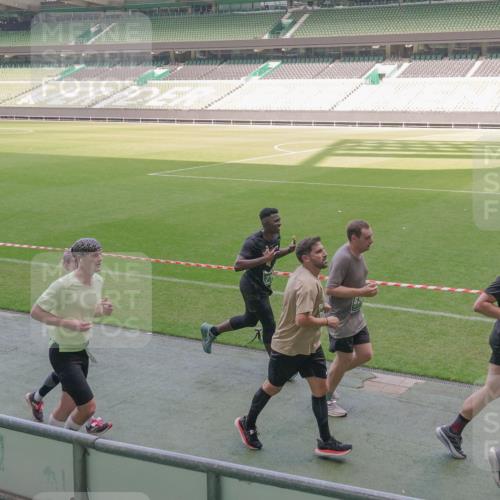 13.09.2026 - 21. swb-Marathon Bremen Michael Burmester http://msf.ph/oto/10336871 13.09.2026 13:12:59 Laufen im Stadion 118, 183, 270, 278, 349, 514, 576, 600, 695, 702, 703, 843, 933, 950, 1005, 1113, 1143, 1226, 1286, 1334, 1426, 1435, 1596, 1641, 1849, 1851, 1936, 1991, 2005, 2035, 2079, 2248, 2264, 2336, 2353, 2375, 2377, 2387, 2398, 2426, 2439, 2461, 2478, 2505, 2612, 2659, 2665, 2673, 2684, 2765, 2773, 2792, 2815, 2816, 2822, 2850, 2860, 2884, 2895, 2907, 2921, 2963, 2966, 2972, 2975, 2976, 3016, 3027, 3079, 3082, 3143, 3155, 3253, 3277, 3293, 3308, 3313, 3328, 3349, 3434 meine-sportfotos.de