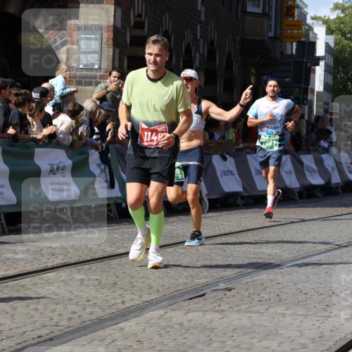 13.09.2026 - 21. swb-Marathon Bremen Strokosch-Dieckow http://msf.ph/oto/10336901 13.09.2026 13:18:45 Ziel 465, 1146, 1419, 2055, 5307, 5460, 6293, 6294, 6818, 7245, 7491, 7731, 7954, 8404, 8872, 9019, 9275, 13150, 307, 4916, 5277, 6310, 7104, 7154, 7602, 7791, 13184 meine-sportfotos.de
