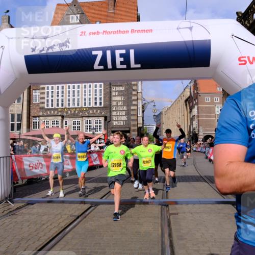 13.09.2026 - 21. swb-Marathon Bremen Tim E. http://msf.ph/oto/10336910 13.09.2026 11:07:53 Ziel 10138, 10279, 10280, 10363, 10364, 10501, 10505, 10580, 10595, 10695, 10907, 10935, 11037, 11223, 11643, 11767, 11899, 11924, 11934, 12167, 12168, 12194, 12210, 12277, 12307, 12419, 12509 meine-sportfotos.de