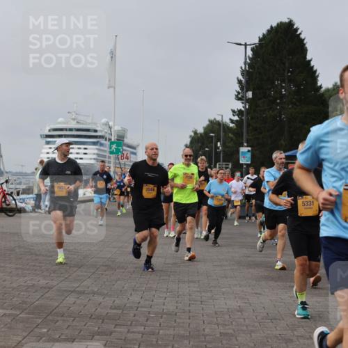 13.09.2026 - Kiel Lauf Andreas Tolksdorf http://msf.ph/oto/10336917 13.09.2026 09:54:05 Kiellinie 7933, 4, 2044, 7130, 7150, 39, 11568, 5331, 5197, 158 meine-sportfotos.de