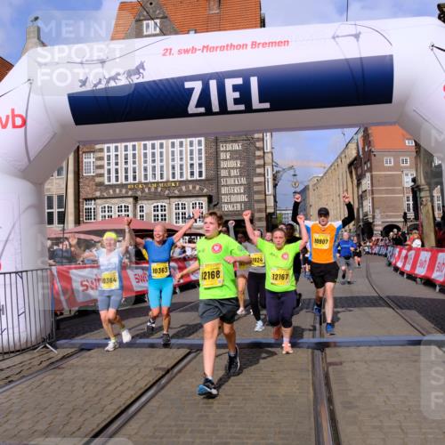 13.09.2026 - 21. swb-Marathon Bremen Tim E. http://msf.ph/oto/10336942 13.09.2026 11:07:53 Ziel 10138, 10279, 10280, 10363, 10364, 10501, 10505, 10580, 10595, 10695, 10907, 10935, 11037, 11223, 11643, 11767, 11899, 11924, 11934, 12167, 12168, 12194, 12210, 12277, 12307, 12419, 12509 meine-sportfotos.de
