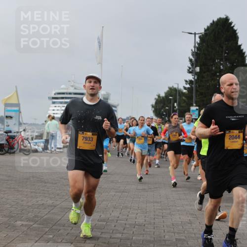 13.09.2026 - Kiel Lauf Andreas Tolksdorf http://msf.ph/oto/10336965 13.09.2026 09:54:07 Kiellinie 38, 7933, 3364, 1784, 38, 2044, 2716 meine-sportfotos.de